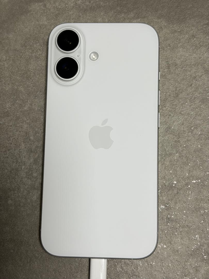 【美品】Apple iPhone16 128GB