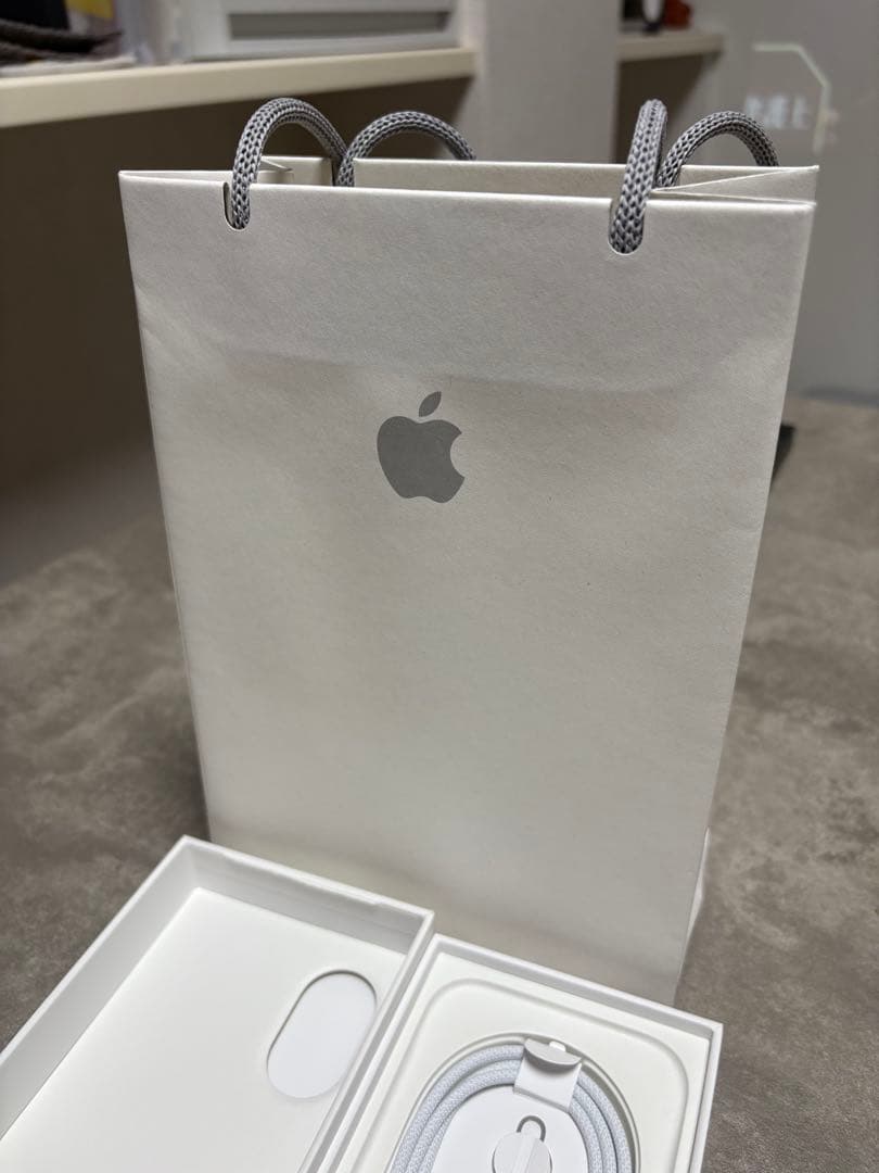 【美品】Apple iPhone16 128GB