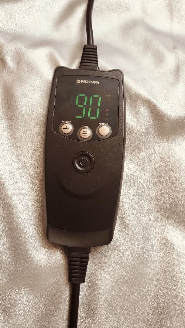 遠赤外線ヒートマット　敷タイプ　エステ