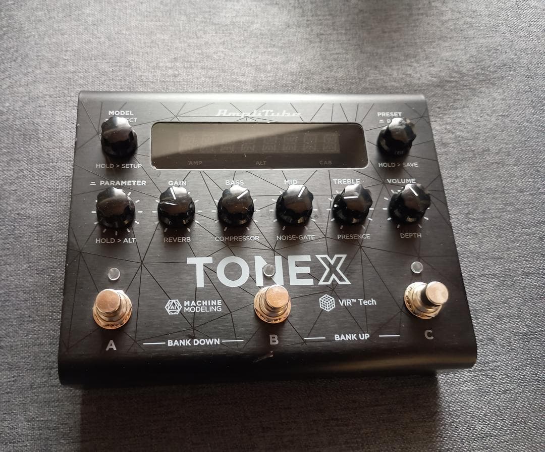 IK Multimedia AmpliTube TONE X ペダル