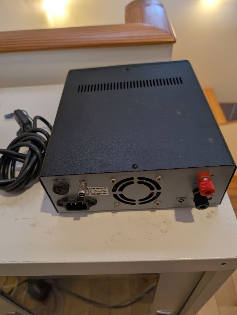 ALINCO DM-331D アマチュア無線機用安定化電源 30A