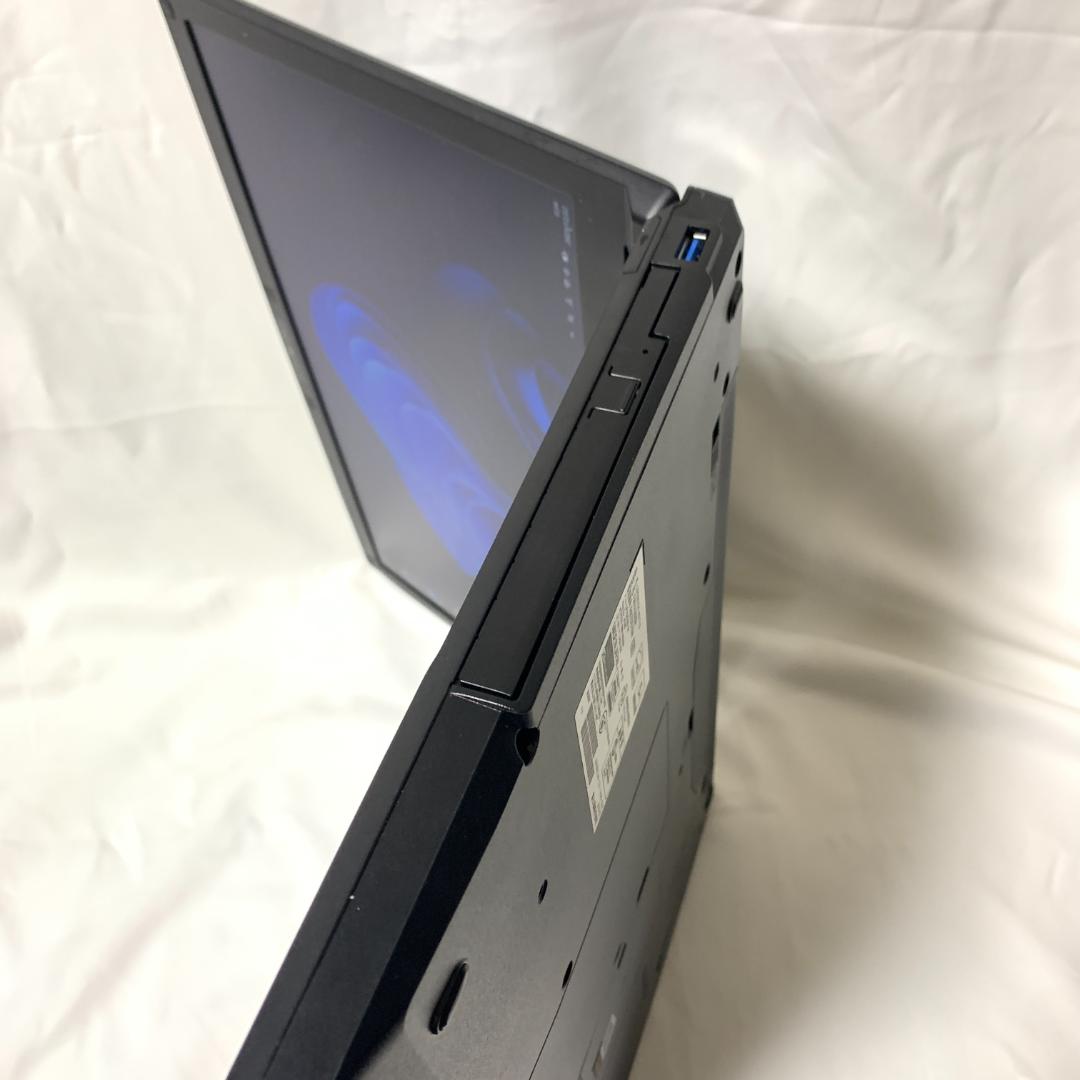 F09E【美品】富士通　15.6型FHD/i5第7世代/16G/SSD1TB 5