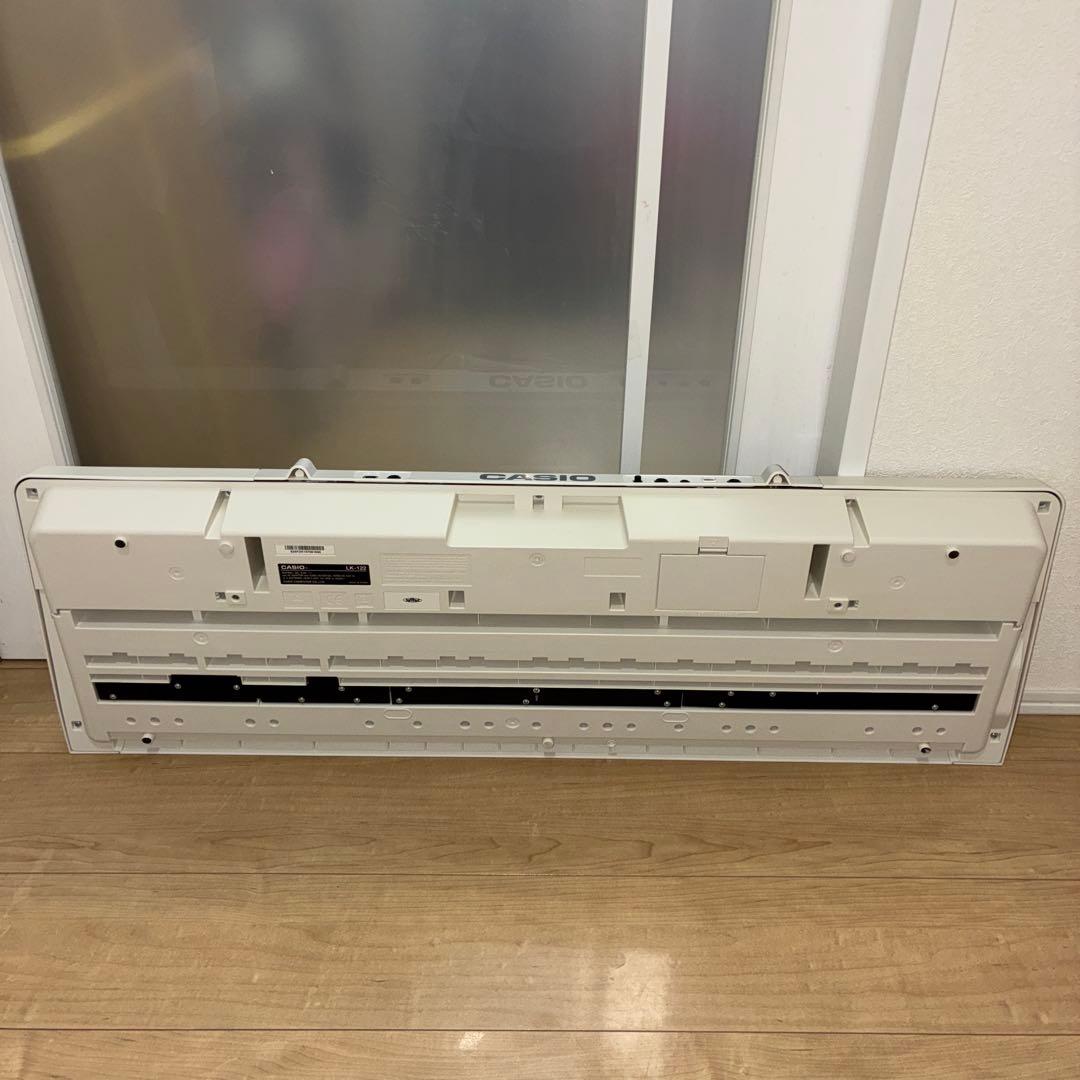 カシオ　電子キーボード　LK-122 動作良好です　光キーボード！