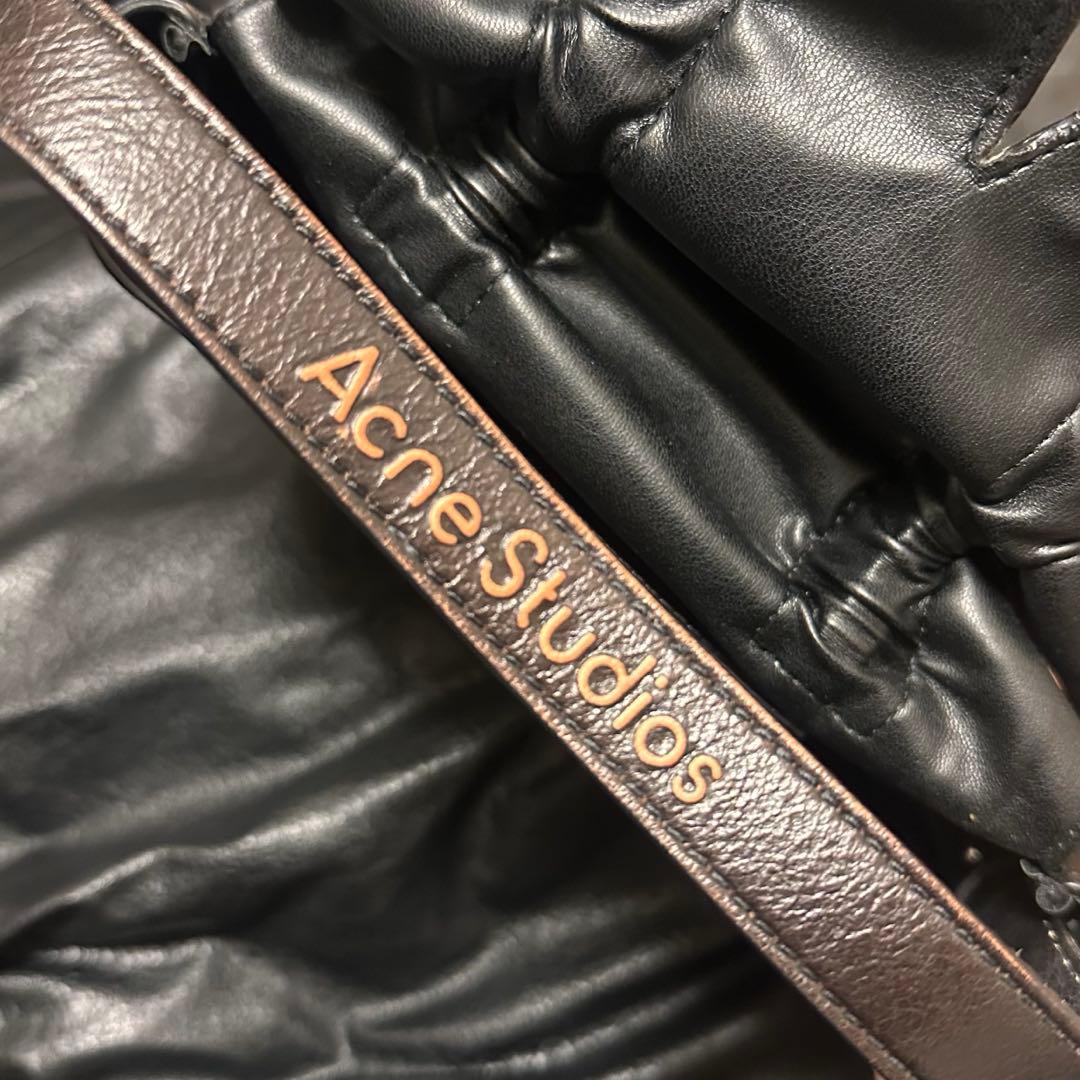 Acne Studios ダークブラウン ハンドバッグ