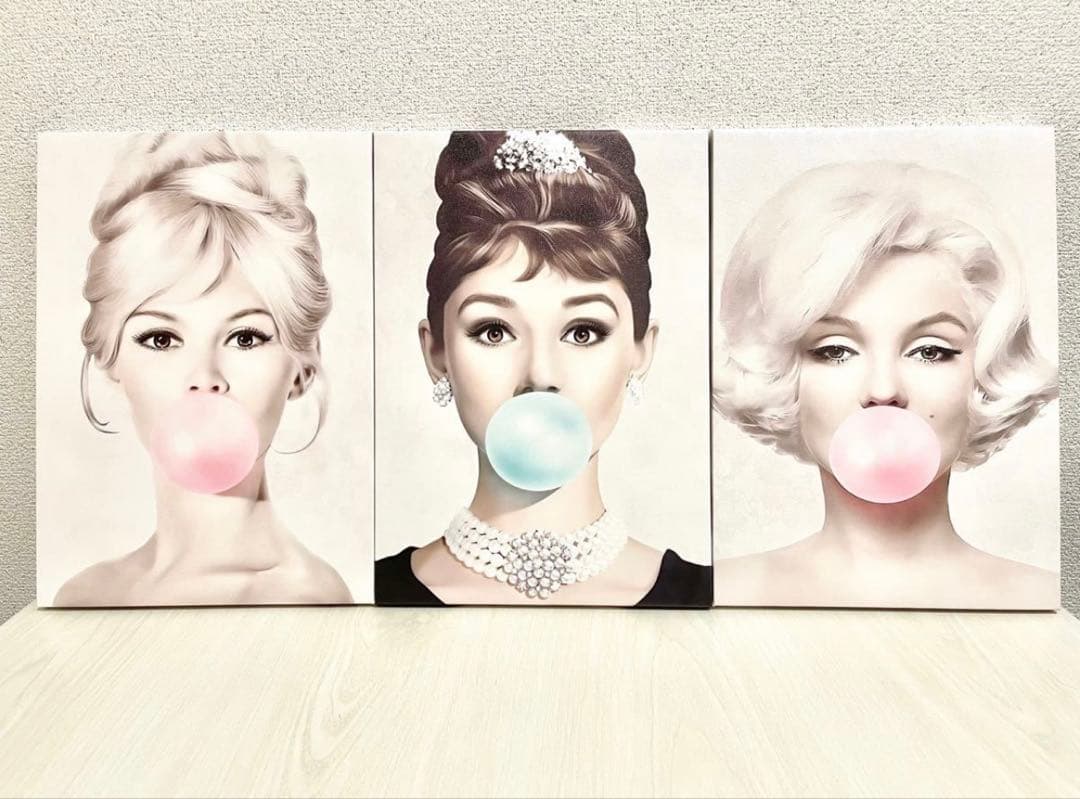 No257木枠付きキャンバスアート　ヘプバーン　マリリンモンロー　アートポスター