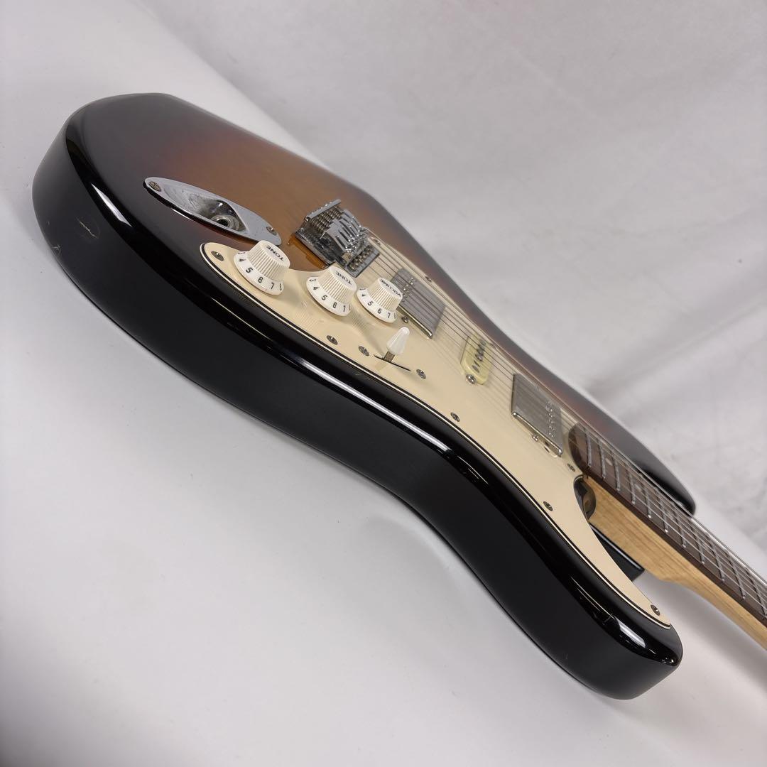 BUSKER'S DIAMOND SPECIAL エレキギター ストラトキャスタ