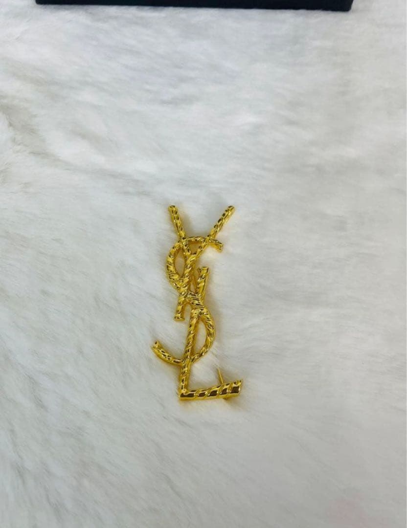 SAINT LAURENT ゴールド YSLロゴブローチ