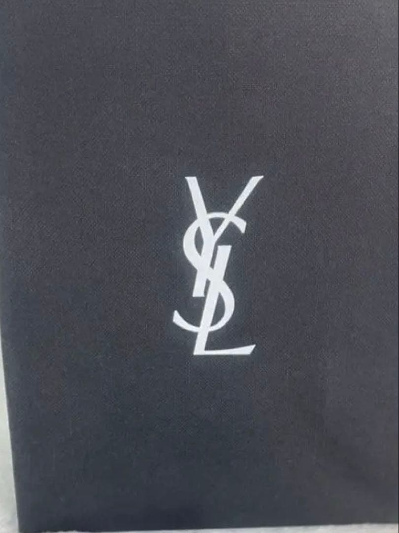 SAINT LAURENT ゴールド YSLロゴブローチ