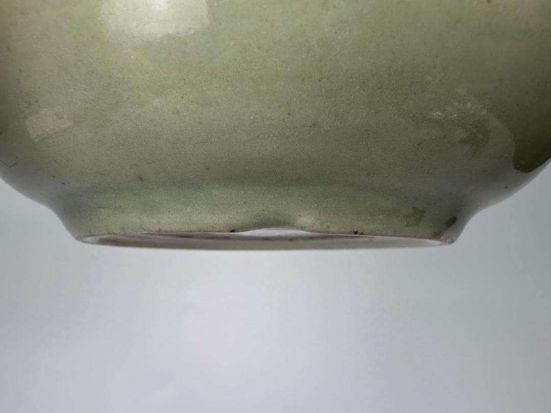 中国美術　元〜明時代　龍泉窯　青磁花卉文鉢　碗　古物保証　唐物　時代