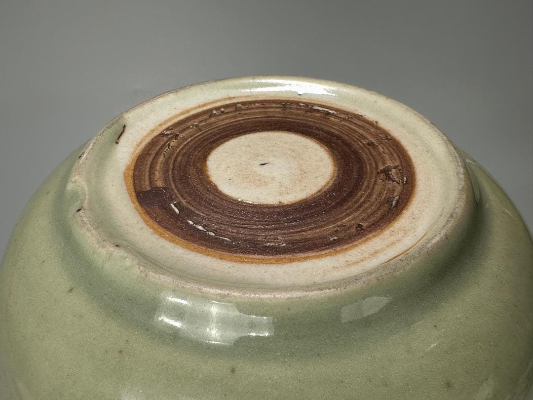 中国美術　元〜明時代　龍泉窯　青磁花卉文鉢　碗　古物保証　唐物　時代