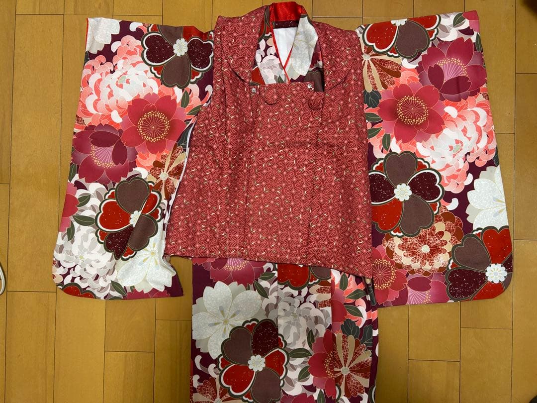 赤系花柄着物 3歳女の子 被布セット