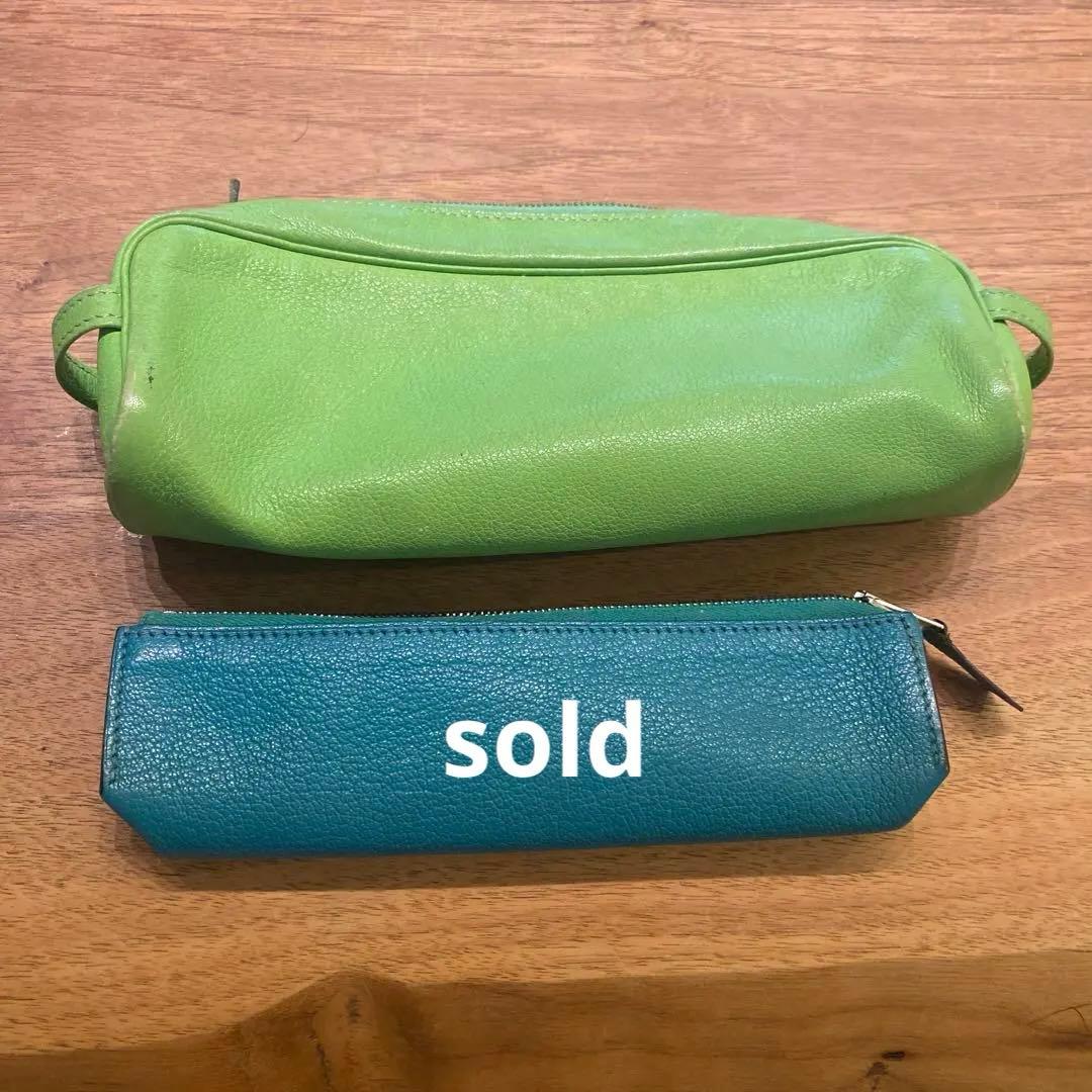 レザー製筆箱 緑色と青色