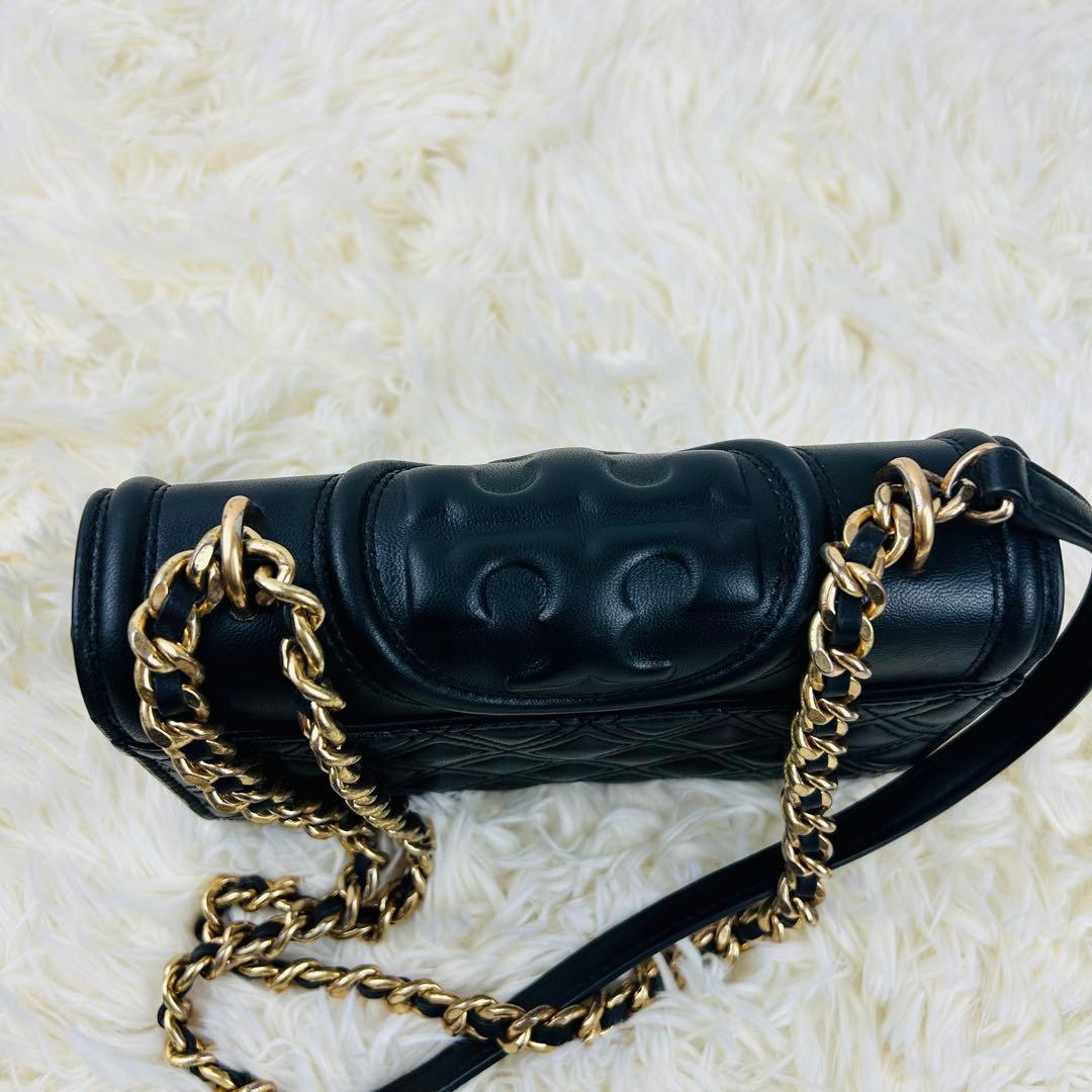 トリーバーチ＊キルティング クロスボディ ゴールドチェーン レザーブラック