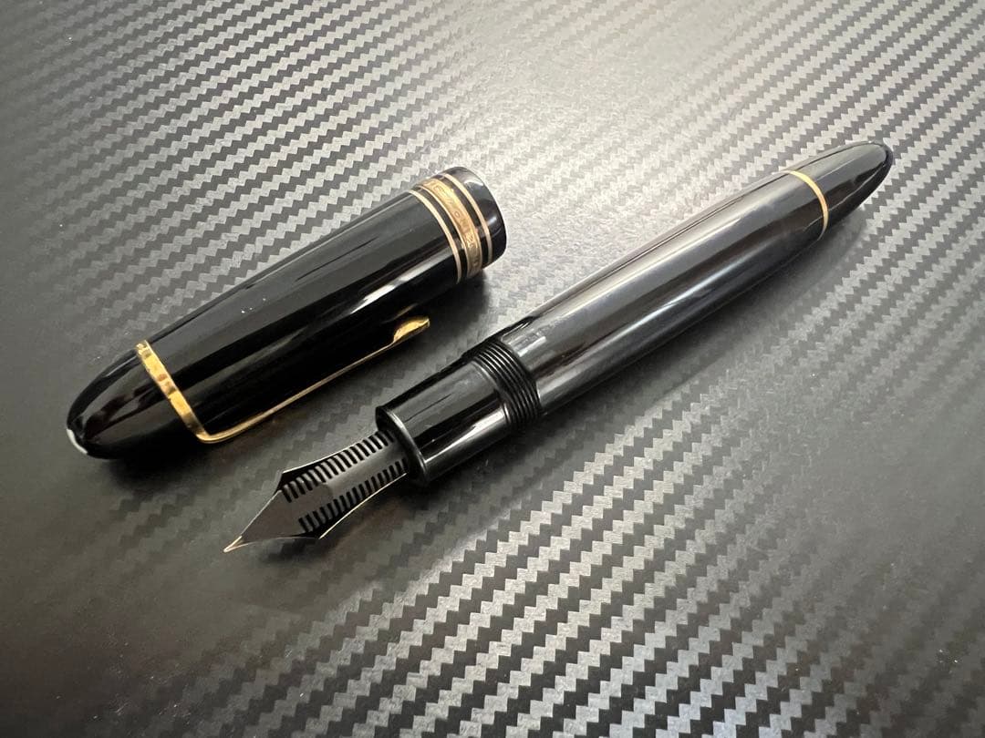 モンブラン マイスターシュテュック 149 万年筆 14C 中白 EF 極細字