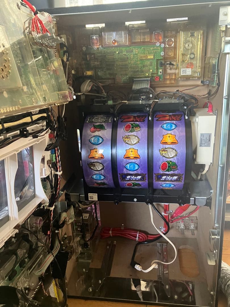 【送料込み】パチスロ実機　北斗の拳 強敵