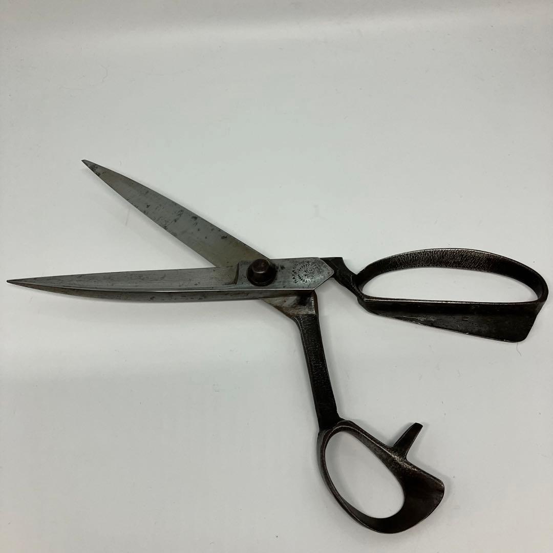 中野製作所 辰蔵作 菊王冠 龍 裁ち鋏 ハサミ