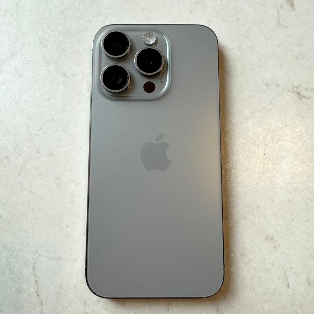 iPhone15Pro 128GB SIMフリー　ナチュラルチタニウム