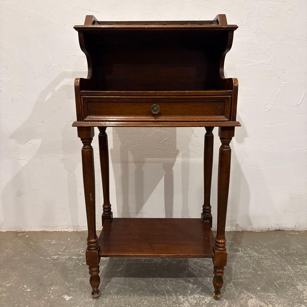 ヴィンテージ　サイドテーブル　ベッドサイドテーブル　フランス