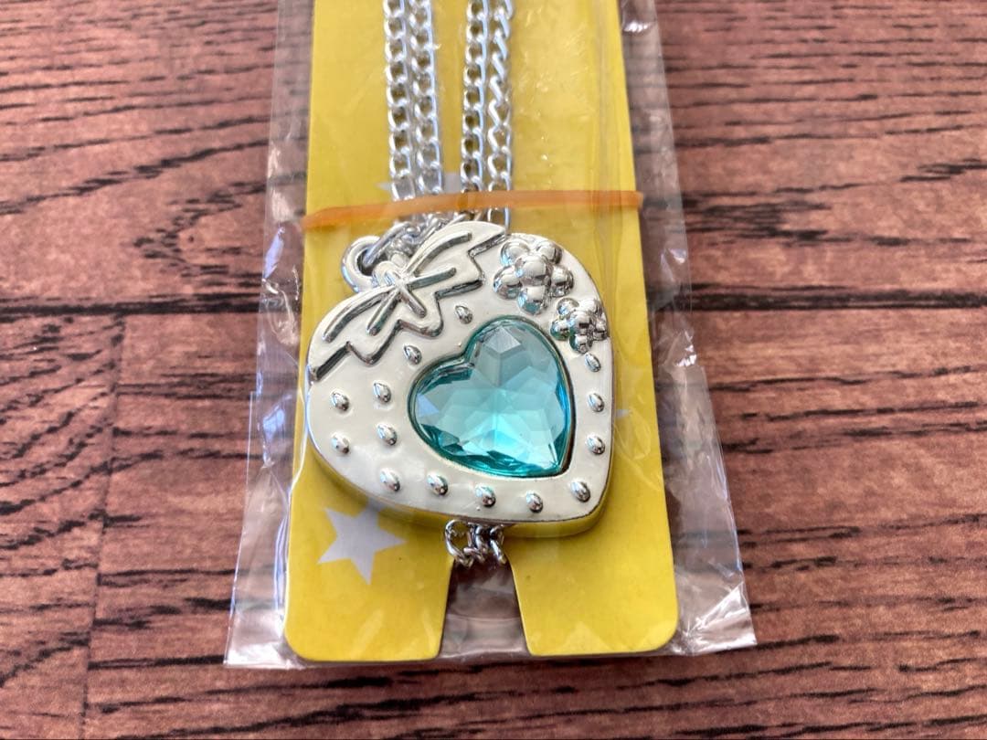 U*A様 セボンスター過去物 2009年頃 いちご 宝石 水色