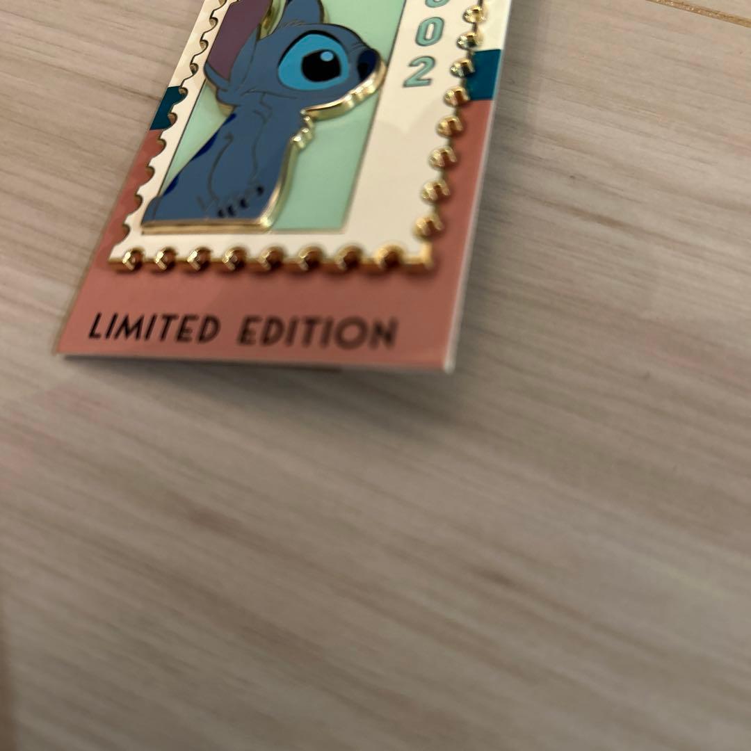 スティッチ 限定版 ピンバッジ 2002