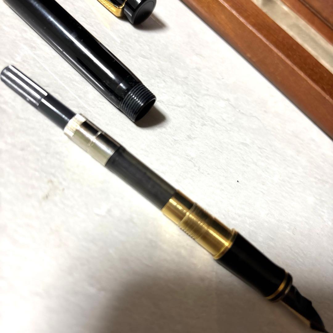 【美品】パーカー万年筆　　ブラック