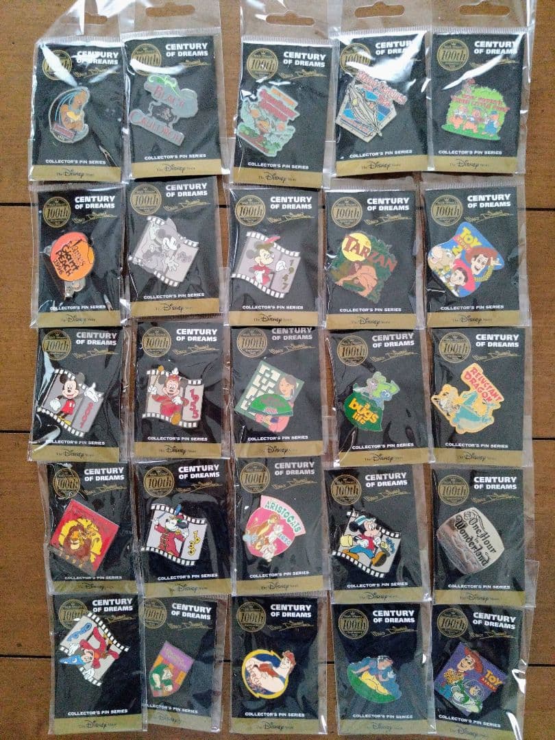 レア！レトロ★ディズニーストア★ウォルト生誕100周ピンバッジ★フルコンプセット