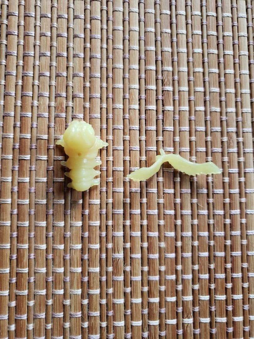 ファミコンチョコ消しゴム　メトロイド　ギガ　キャラクター　キン消し