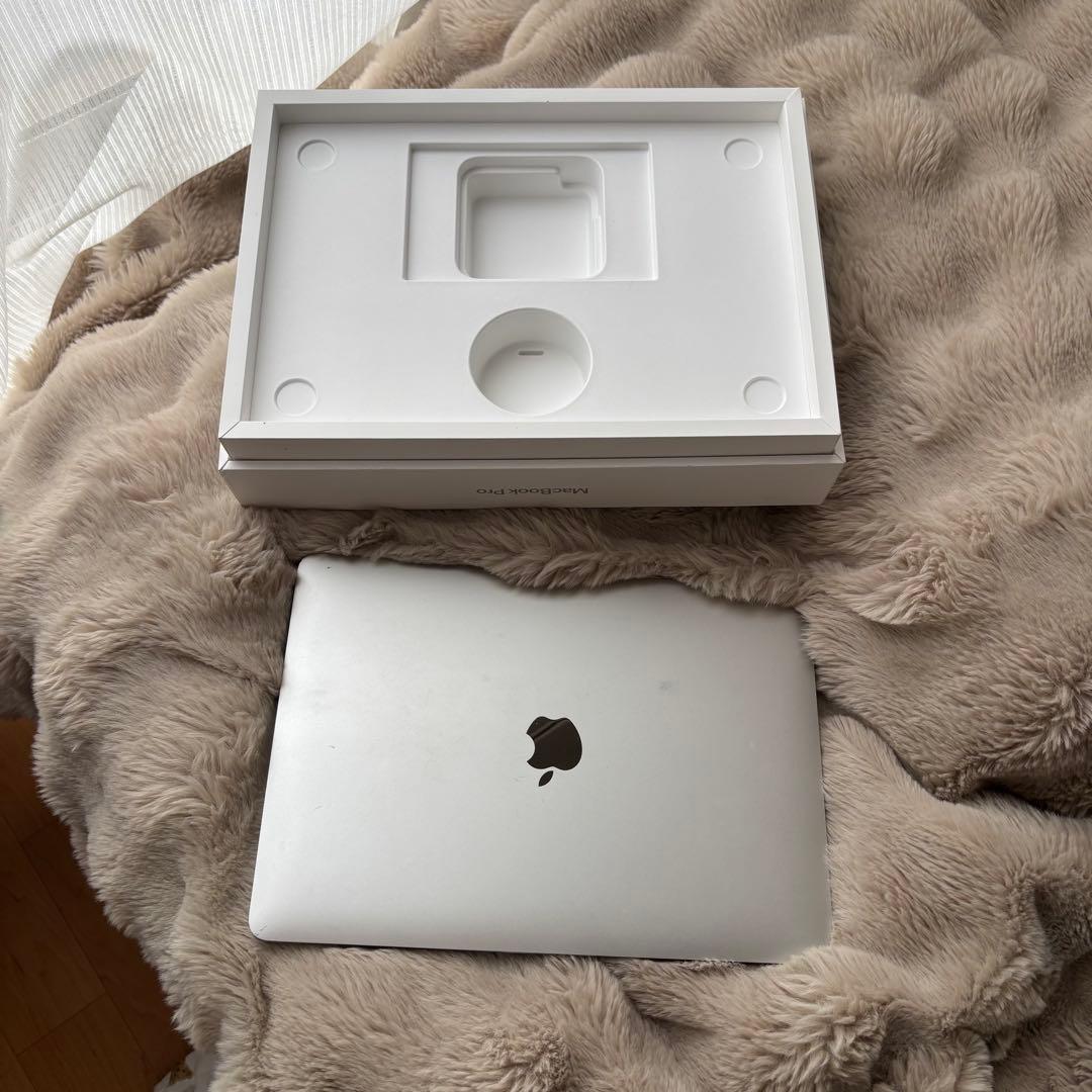 MacBook本体 MacBook Pro (13-inch, 2020)