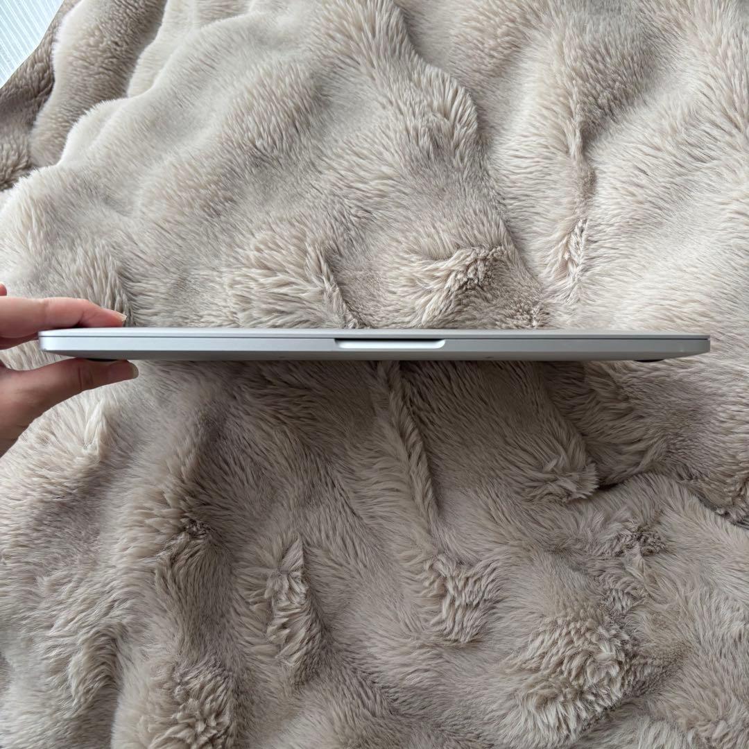 MacBook本体 MacBook Pro (13-inch, 2020)