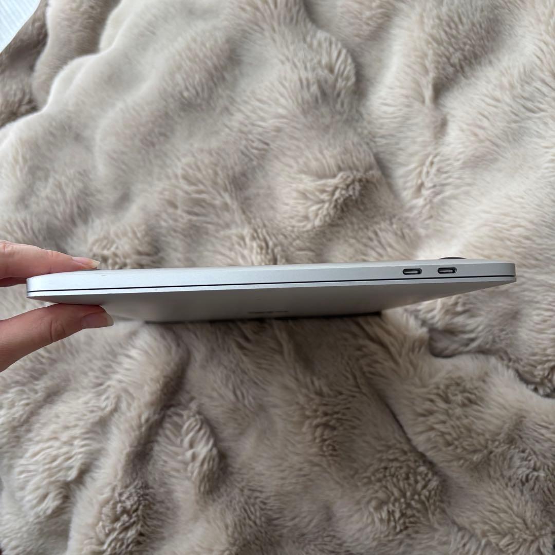 MacBook本体 MacBook Pro (13-inch, 2020)