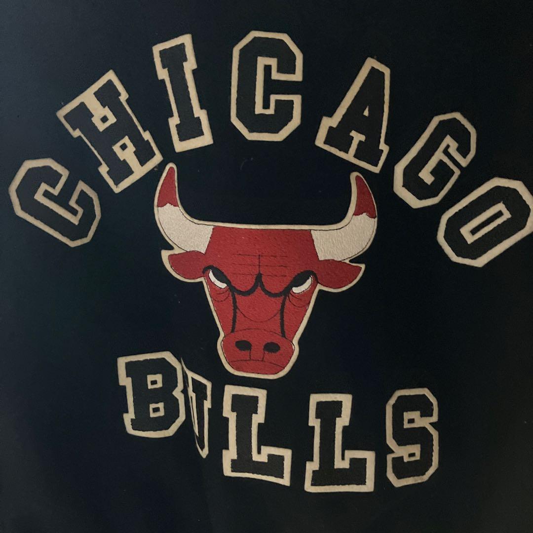 CHICAGO BULLS シカゴブルズ　ジャケット