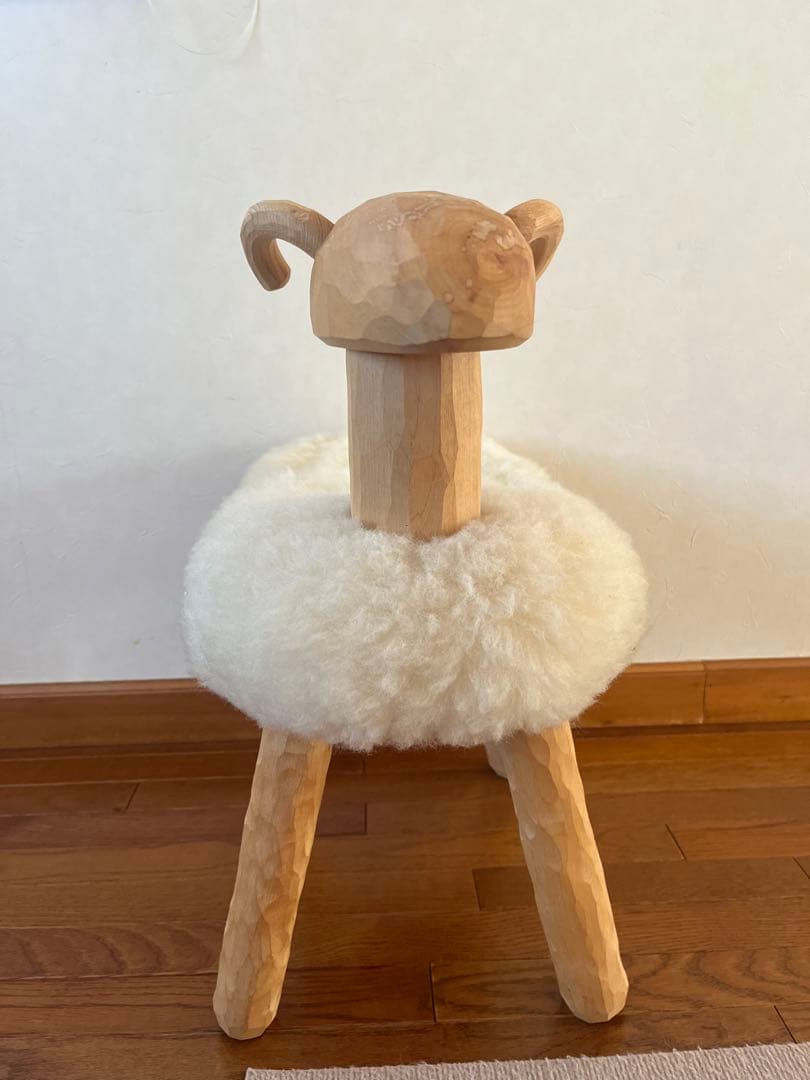 puu ja puu プーヤプー 北欧 手作り パイン材 ムートン 羊 スツール
