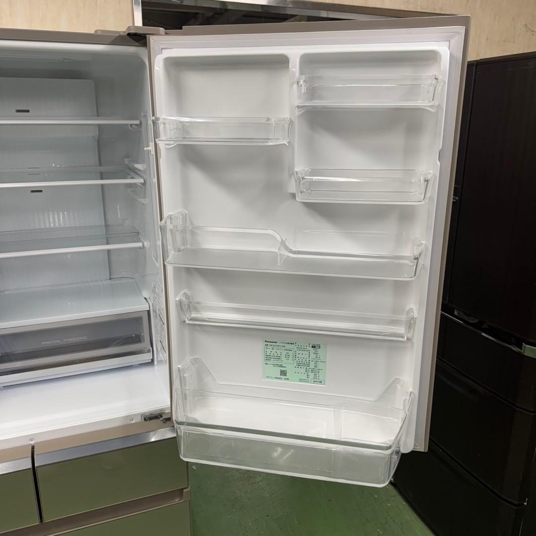 91 大型冷蔵庫　400L強　右開き　自動製氷機付　美品　家庭向　ガラストップ