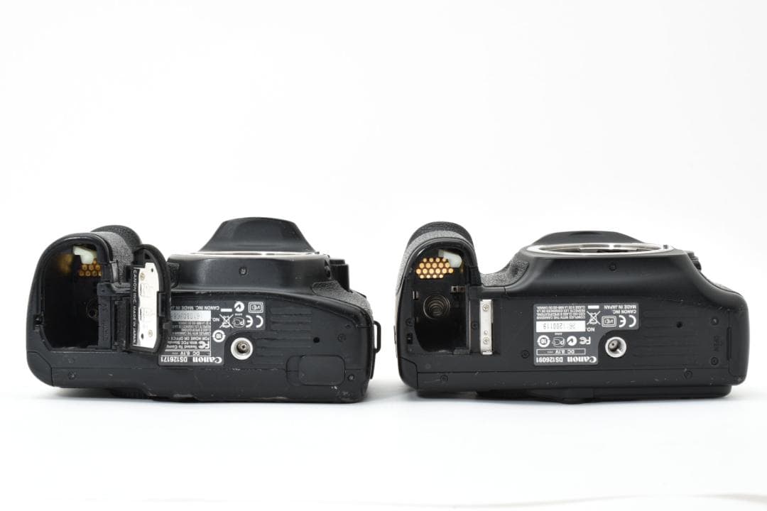 【2台セット】 CANON キャノン EOS 5D＋40D 通電確認済み カメラ