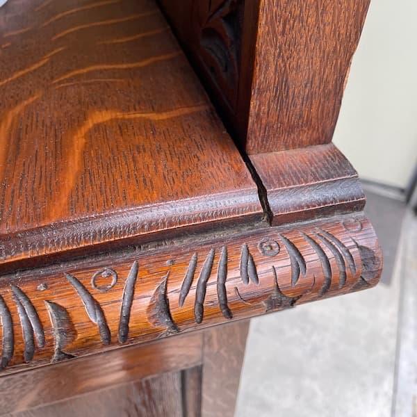 1880年頃　イギリスアンティーク　ミラーバックキャビネット　カップボード