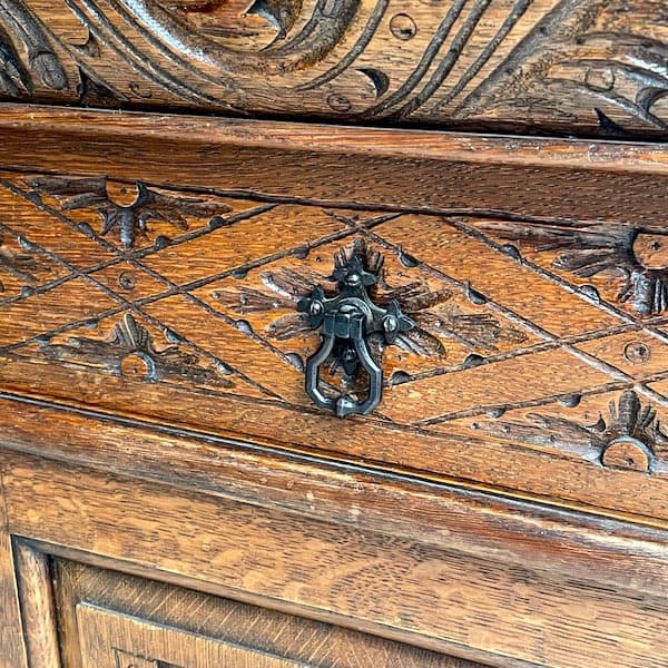 1880年頃　イギリスアンティーク　ミラーバックキャビネット　カップボード