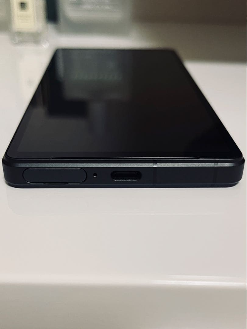 【極美品】SONY Xperia 5 V RAM 8GB ROM 256GB