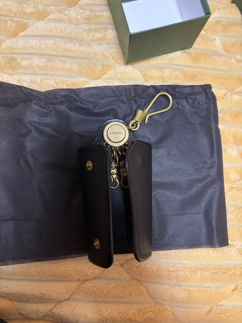 CORBO ブラック レザー キーケース