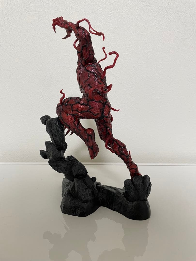 HAPPYくじ　VENOM A賞ヴェノム　LAST賞カーネイジ　フィギュア