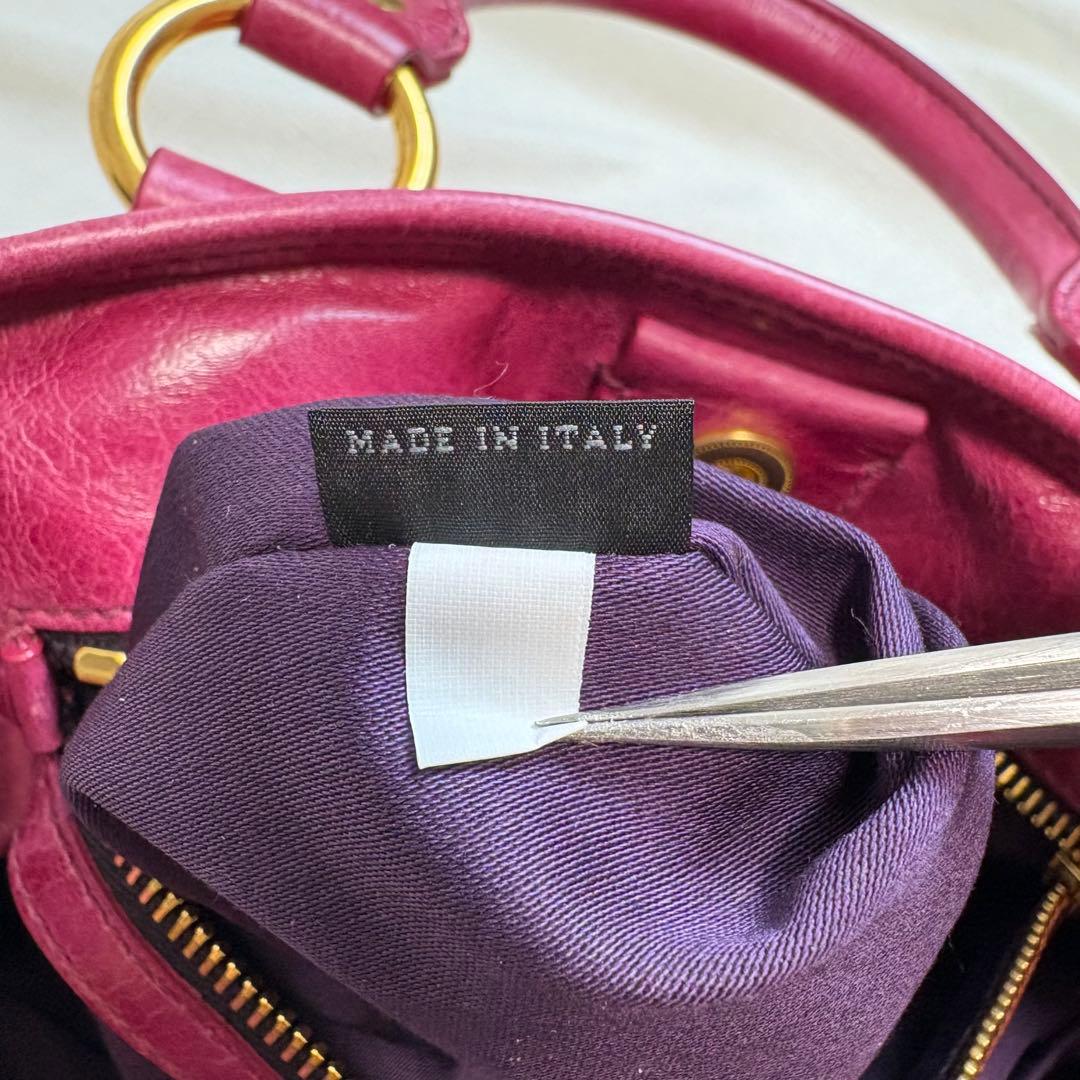 miumiu 2WAYショルダーバッグVITELLO LUX ヴィッテロルクス