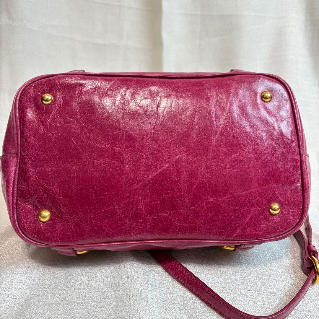 miumiu 2WAYショルダーバッグVITELLO LUX ヴィッテロルクス