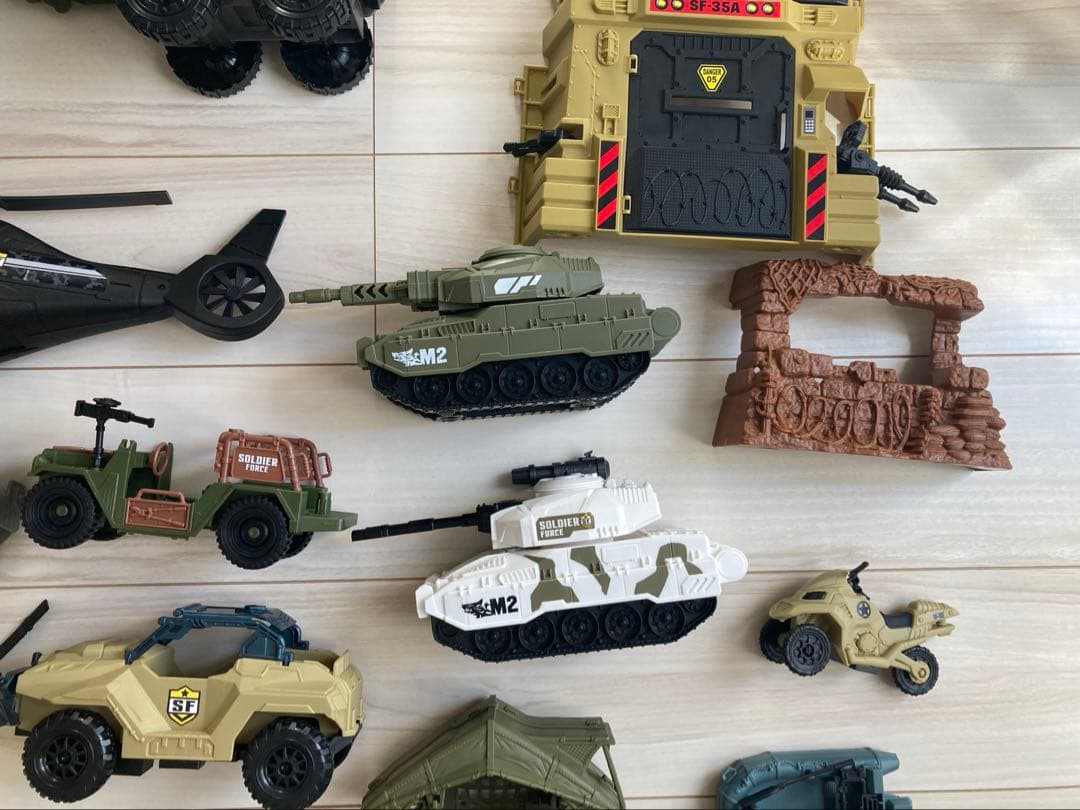 廃盤レア　トイザらス限定　ソルジャーフォース色々セット　消毒掃除済み