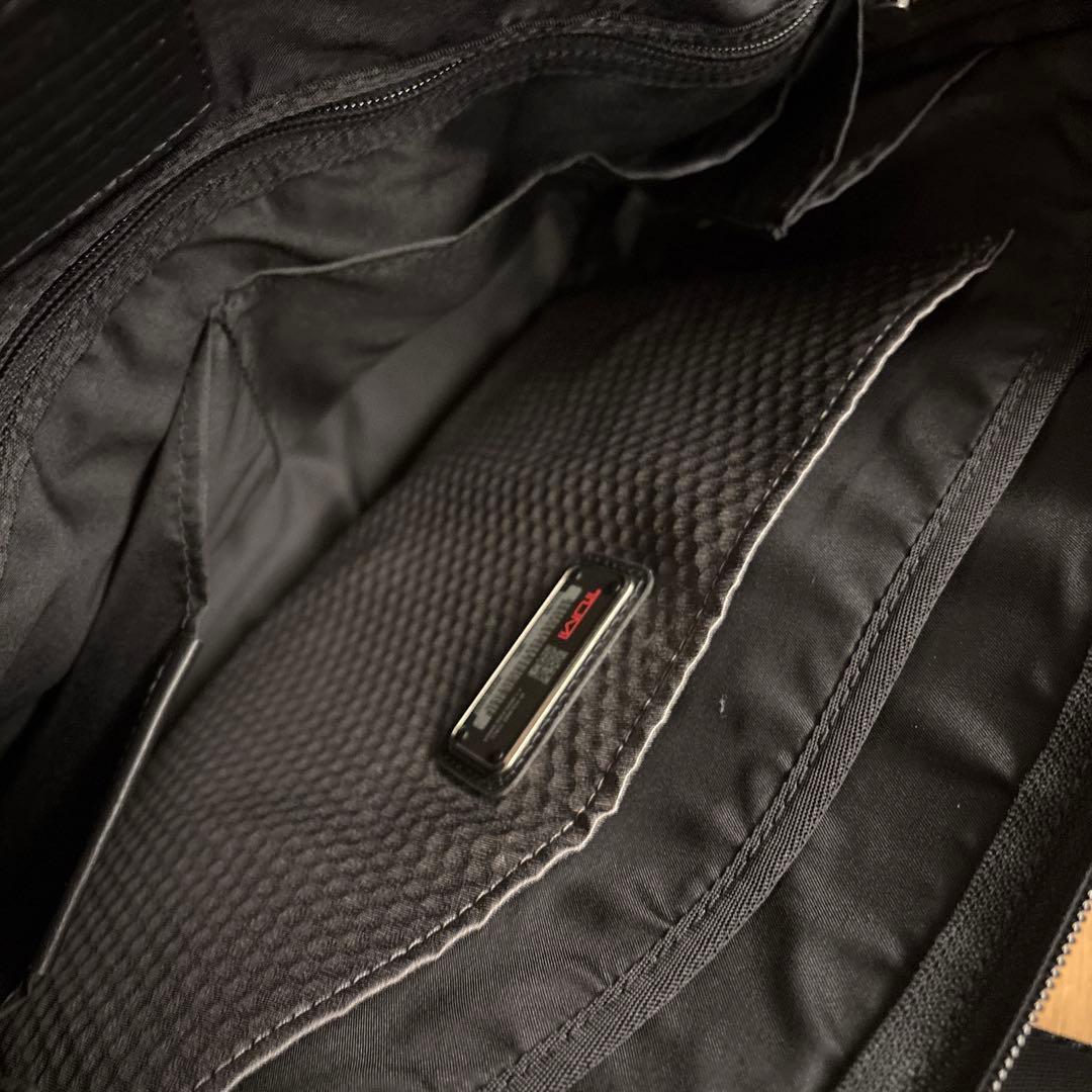 tumi ブリーフケース　黒