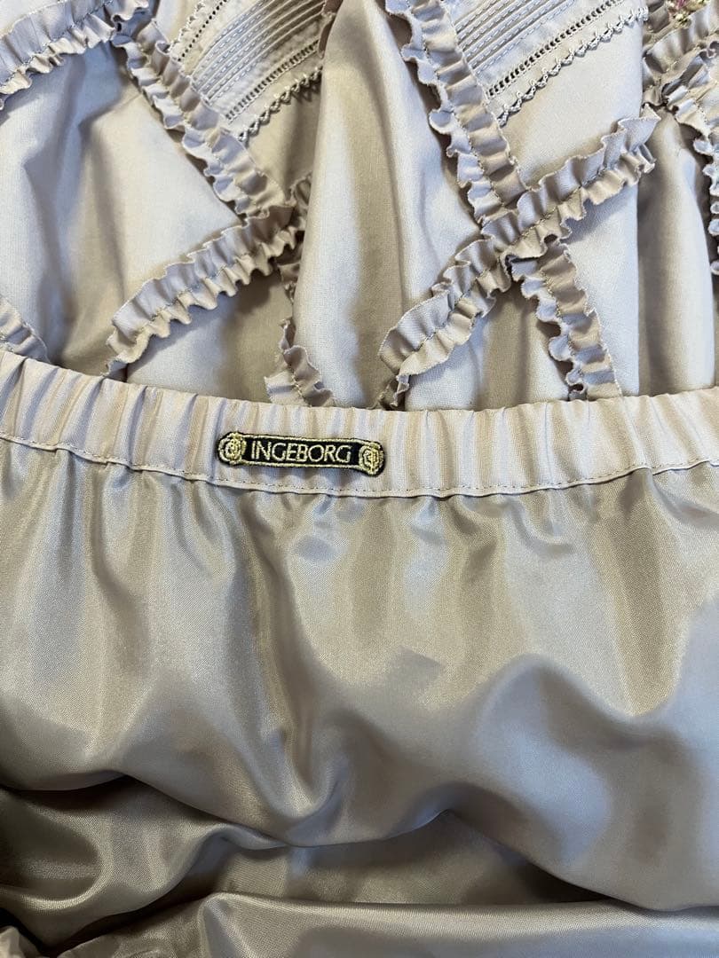 インゲボルグ スカート
