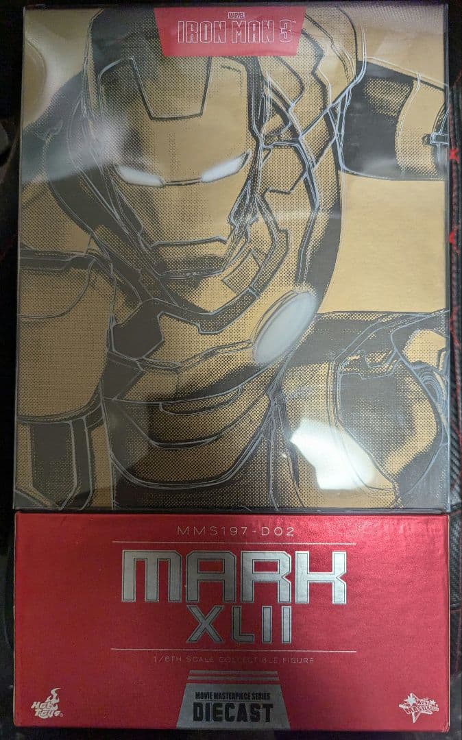 アイアンマン　マーク42 / ホットトイズ　hottoys /ダイキャスト