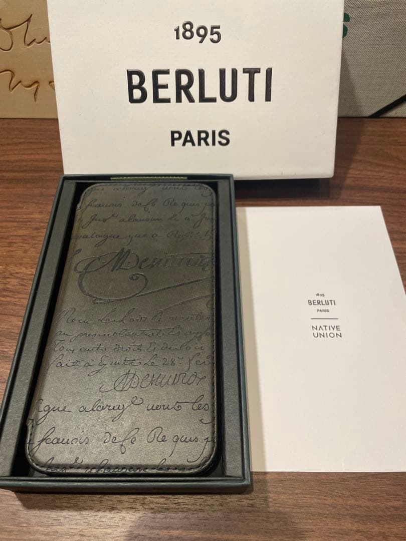 み*ち様 ベルルッティ iphone 14promax ケース