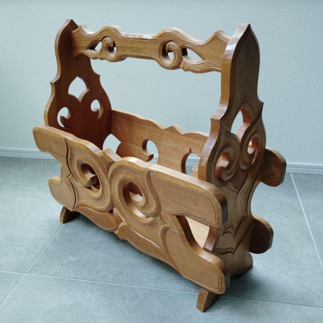 アイヌ紋様　木彫　マガジンラック　木製小物入れ　伝統工芸　民藝