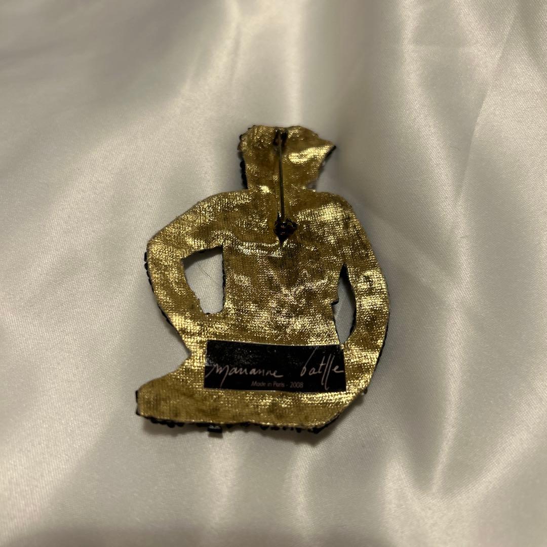 Marianne Batlle（マリアンヌ・バトル）ビーズ刺繍ブローチ／パリ製