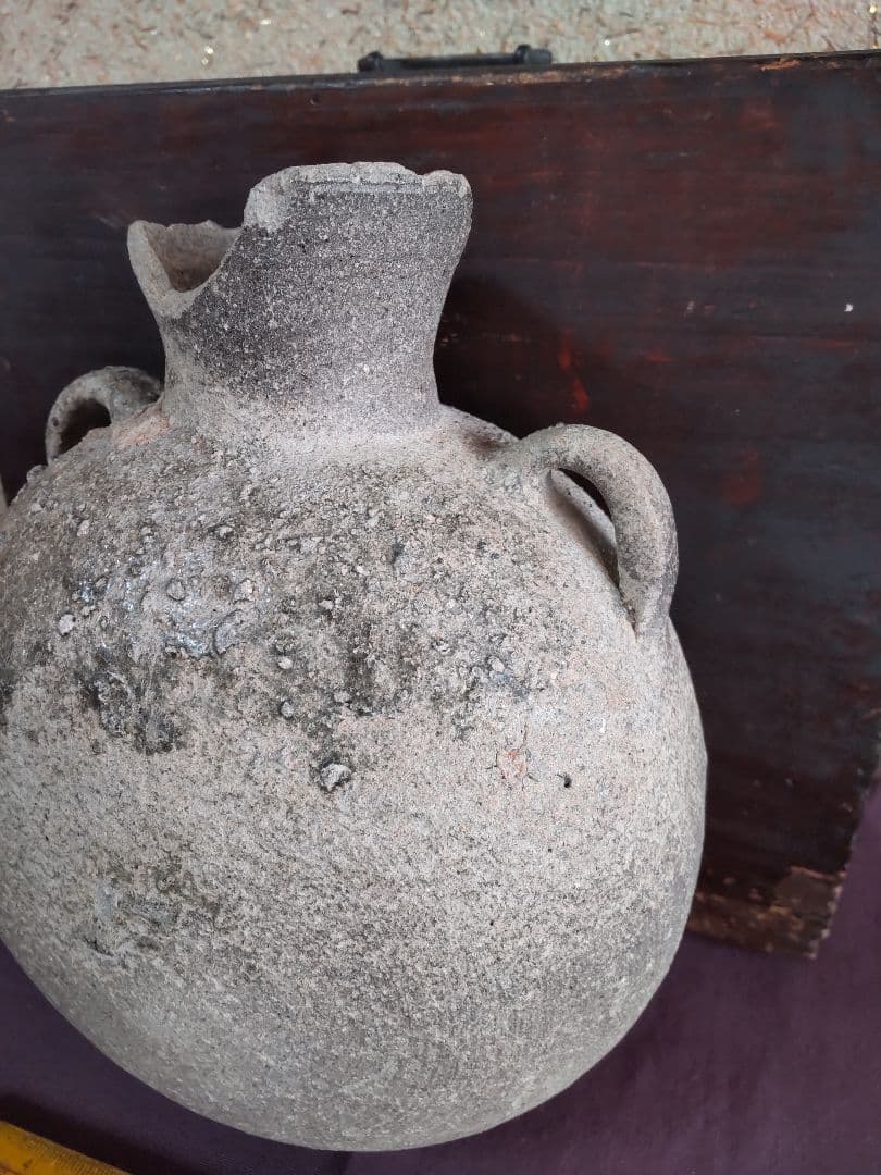 須恵器扁壺　堤瓶