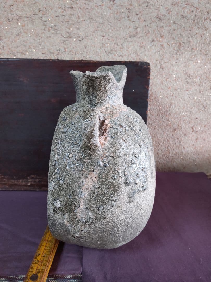 須恵器扁壺　堤瓶